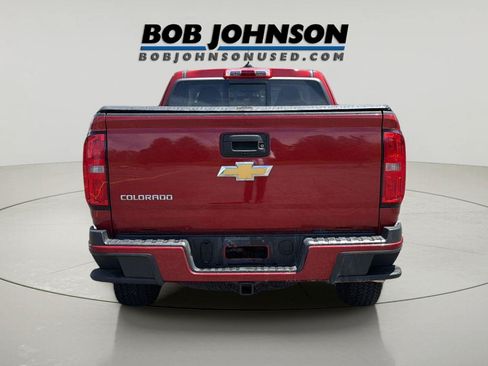 Used 2016 Chevrolet Colorado Z71 AWD/4WD image 4
