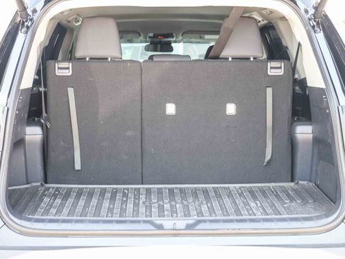 Certified 2025 Toyota Grand Highlander FWD image 27