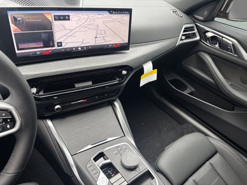 Used 2026 BMW 430i Convertible w/ M Sport Package RWD image 16