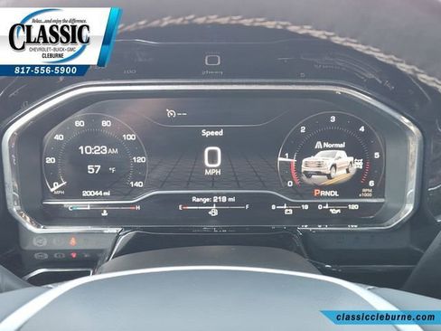 Used 2025 GMC Sierra 1500 Elevation image 16