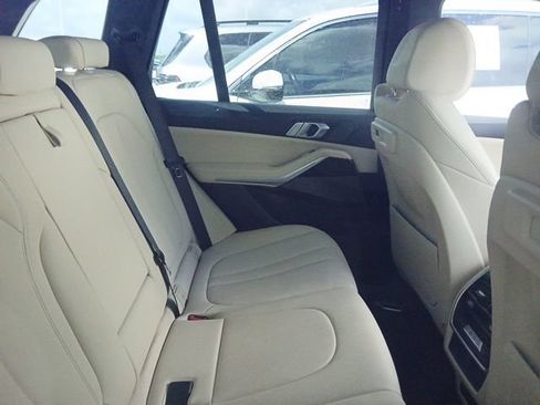 Used 2021 BMW X5 xDrive45e w/ Premium Package AWD/4WD image 13
