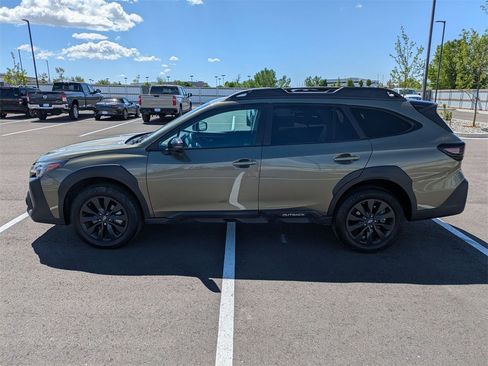 Used 2023 Subaru Outback Onyx Edition image 6