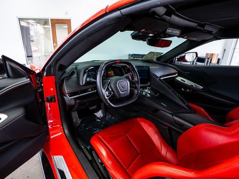 Used 2024 Chevrolet Corvette Stingray Coupe w/ Z51 Performance Package image 37