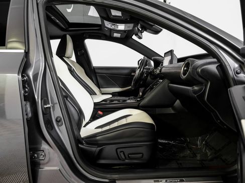 Used 2022 Lexus IS 350 F Sport RWD image 37