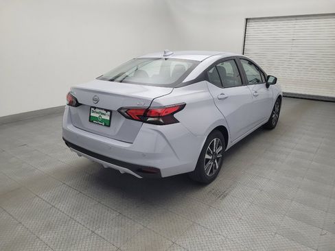 Used 2024 Nissan Versa SV FWD image 9