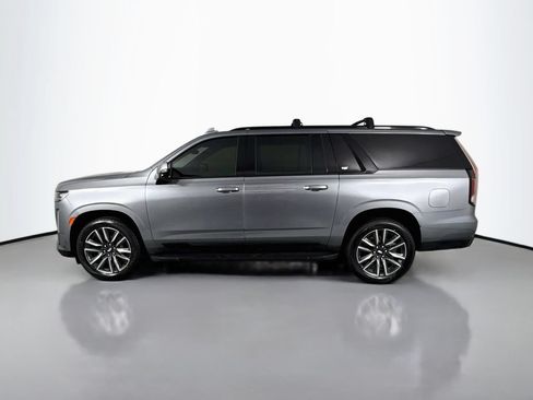 Used 2021 Cadillac Escalade ESV Sport AWD/4WD image 2