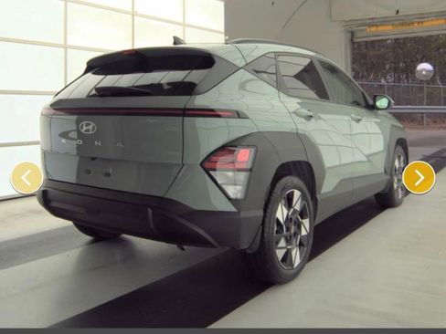 Used 2025 Hyundai Kona SEL image 5