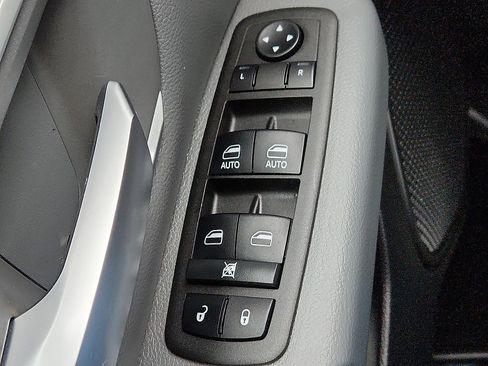 Used 2022 RAM 1500 Lone Star RWD image 17