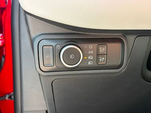 New 2026 Ford Explorer Platinum image 25