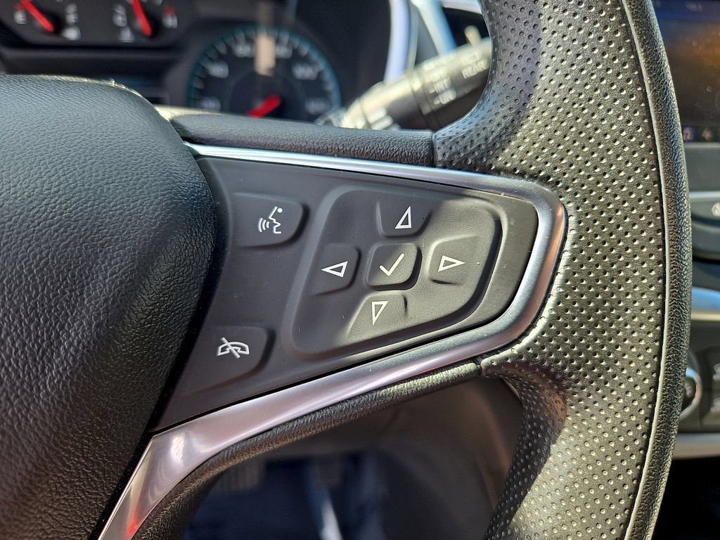 Used 2021 Chevrolet Equinox LS AWD/4WD image 22