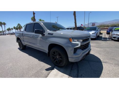Used 2024 Chevrolet Silverado 1500 RST w/ Z71 Off-Road Package AWD/4WD image 2