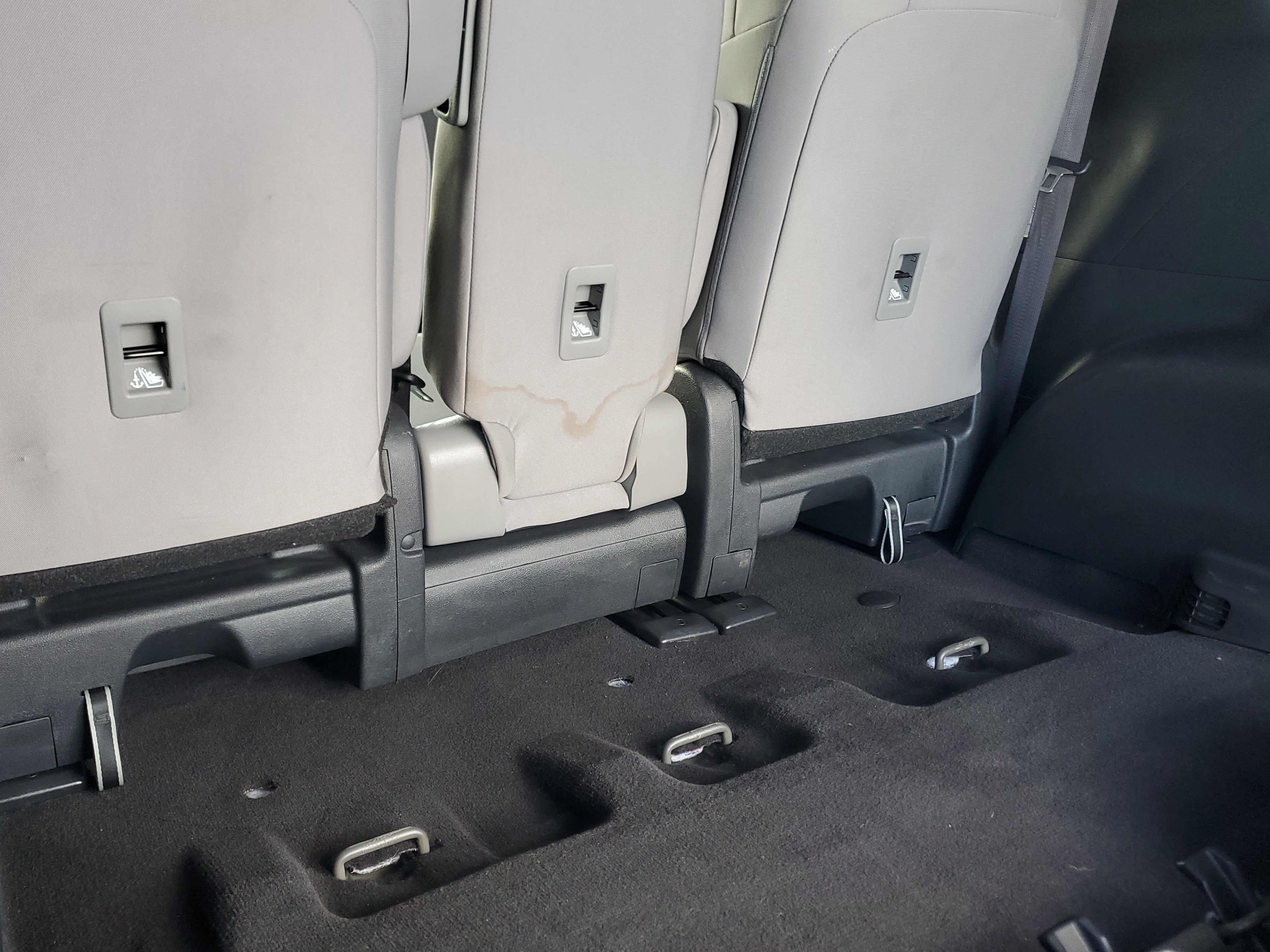 Certified 2025 Toyota Sienna LE FWD image 11
