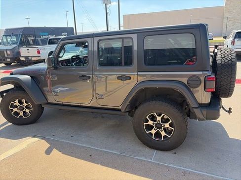 Used 2022 Jeep Wrangler Unlimited Rubicon w/ Steel Bumper Group image 11