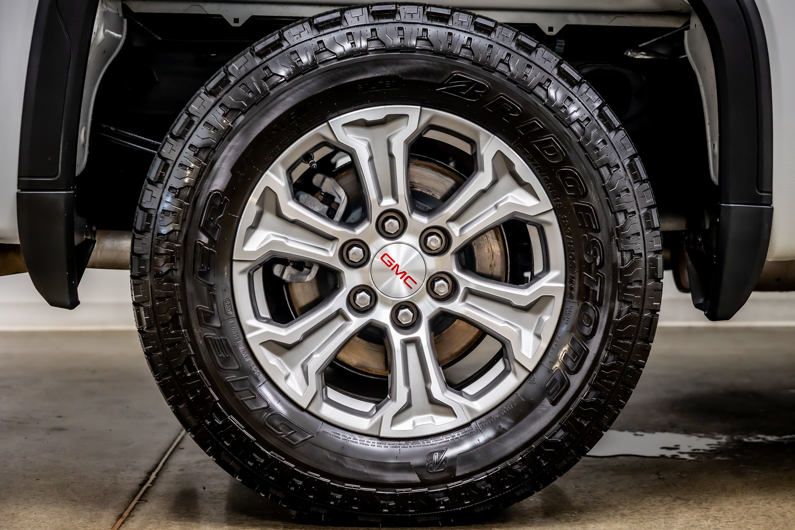 Used 2025 GMC Sierra 1500 Pro w/ Pro Value Package AWD/4WD image 39
