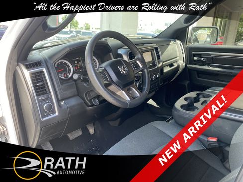 Used 2021 RAM 1500 Classic Warlock AWD/4WD image 12