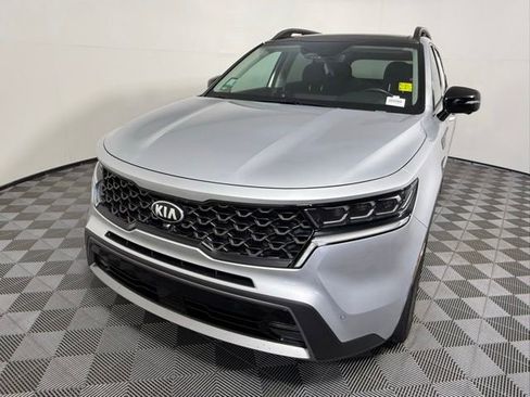 Used 2021 Kia Sorento SX Prestige AWD/4WD image 2