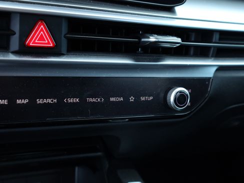 Used 2025 Kia Sorento EX image 20