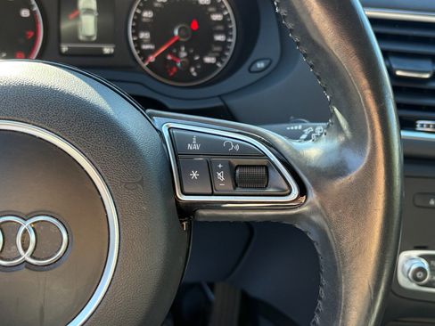 Used 2018 Audi Q3 2.0T Premium Plus w/ Premium Plus Package image 9