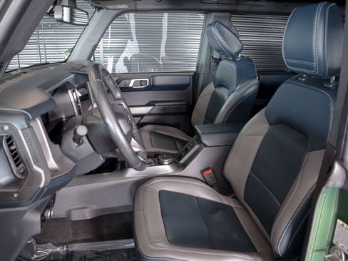 Used 2023 Ford Bronco Outer Banks w/ Sasquatch Package image 5