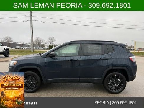 New 2026 Jeep Compass Latitude image 4