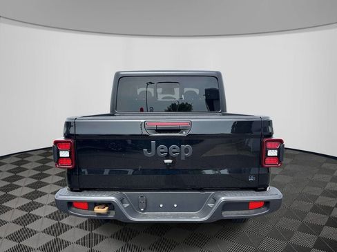 New 2026 Jeep Gladiator Sport AWD/4WD image 2