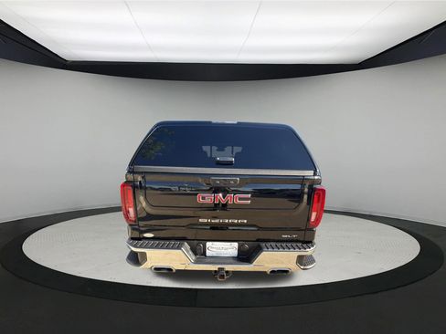 Used 2023 GMC Sierra 1500 SLT w/ SLT Premium Package AWD/4WD image 6