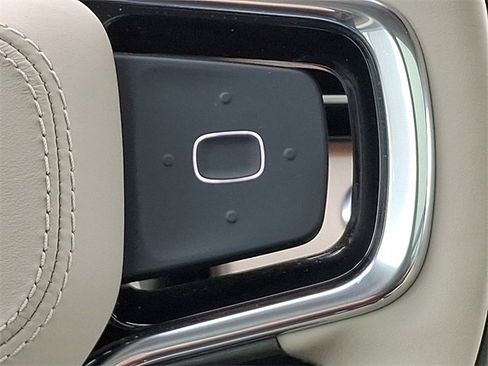 Used 2024 Lincoln Nautilus Reserve w/ Equipment Group 203A image 23