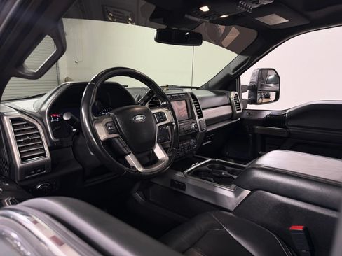 Used 2020 Ford F350 Platinum AWD/4WD image 14