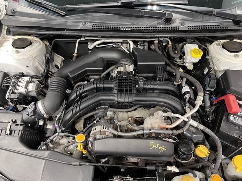 Used 2019 Subaru Impreza 2.0i Premium image 9