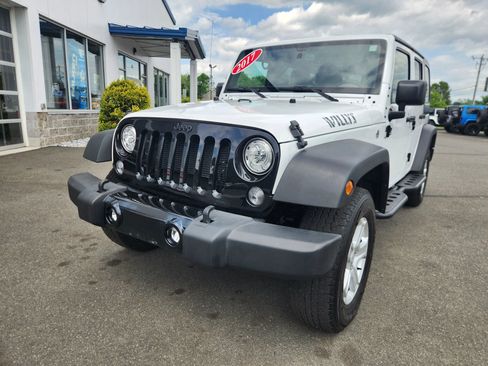 Used 2017 Jeep Wrangler Unlimited Sport AWD/4WD image 4