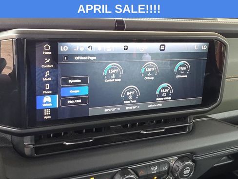 Used 2025 Jeep Gladiator Mojave w/ Convenience Group image 20