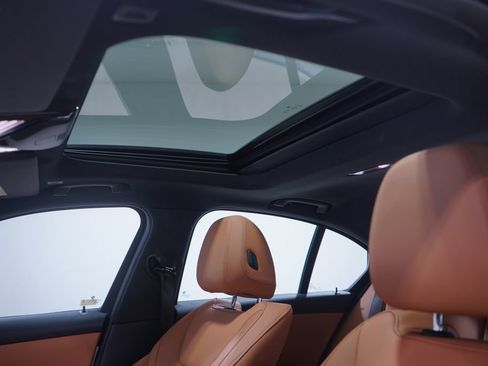 Used 2023 BMW 330i Sedan w/ Driving Assistance Package image 8