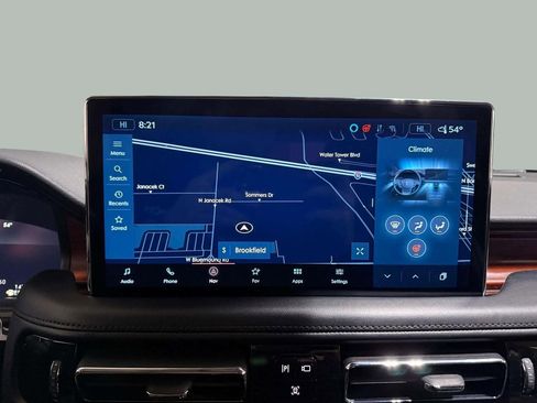 Certified 2021 Lincoln Nautilus Reserve w/ Equipment Group 201A image 6