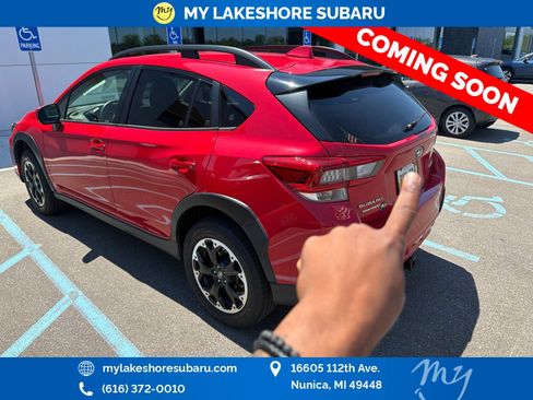 Used 2023 Subaru Crosstrek 2.5i Premium AWD/4WD image 6