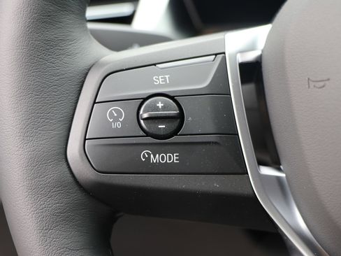 Certified 2025 BMW X1 xDrive28i w/ Convenience Package image 18