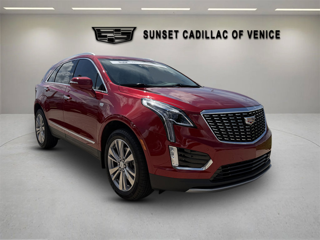 Certified 2024 Cadillac XT5 Premium Luxury FWD image 1