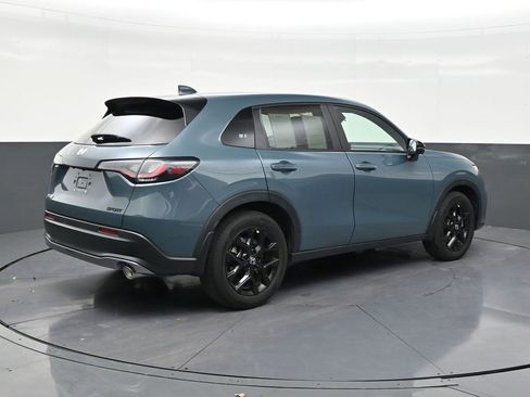 Used 2024 Honda HR-V Sport image 5