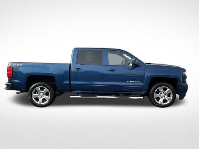 Used 2017 Chevrolet Silverado 1500 LT w/ All Star Edition AWD/4WD image 8