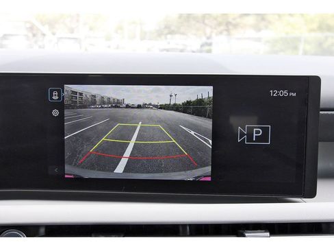 Certified 2025 Hyundai Tucson SEL FWD image 28