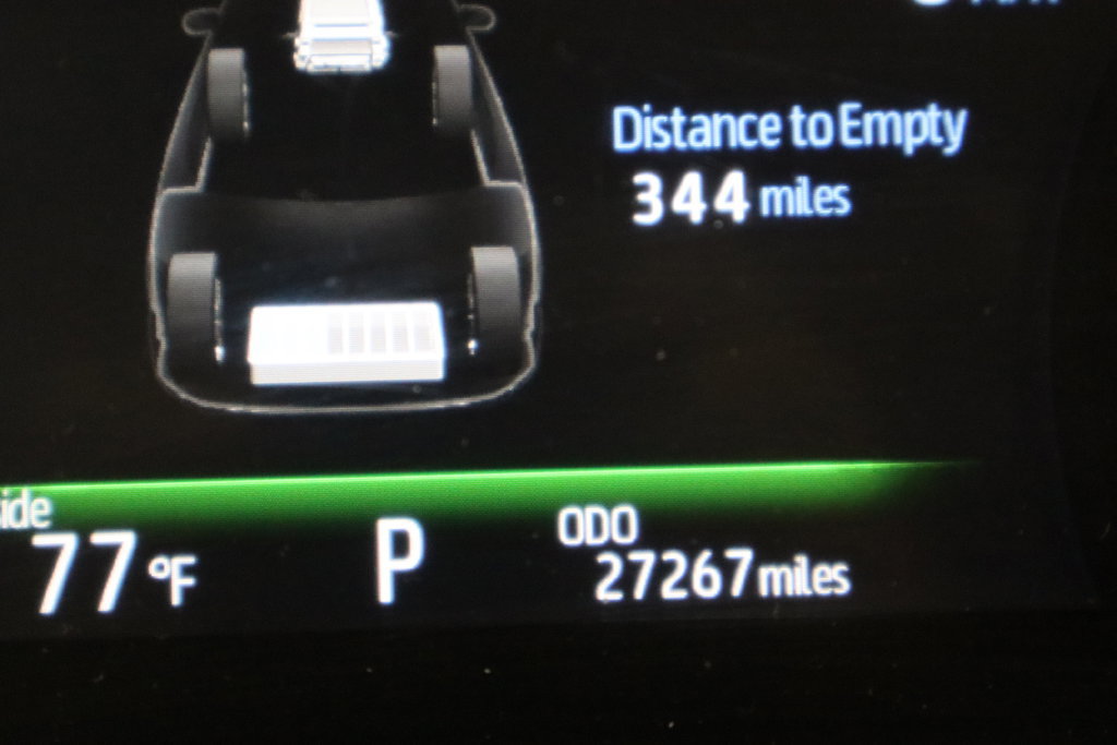 Used 2025 Toyota Sienna LE FWD image 33