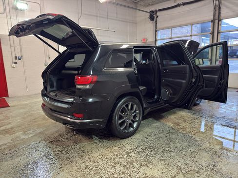 Used 2021 Jeep Grand Cherokee High Altitude AWD/4WD image 12