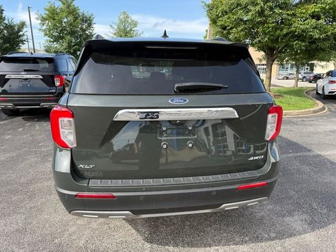 Used 2023 Ford Explorer XLT w/ Equipment Group 202A AWD/4WD image 3