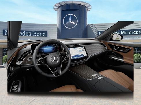 New 2026 Mercedes-Benz E 350 4MATIC Sedan image 3