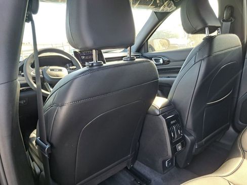 New 2026 Jeep Compass Latitude image 23