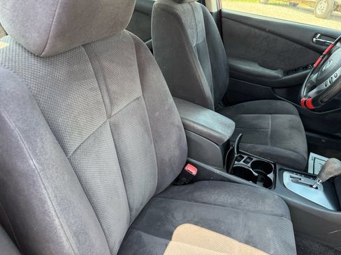 Used 2009 Nissan Altima 2.5 S FWD image 14