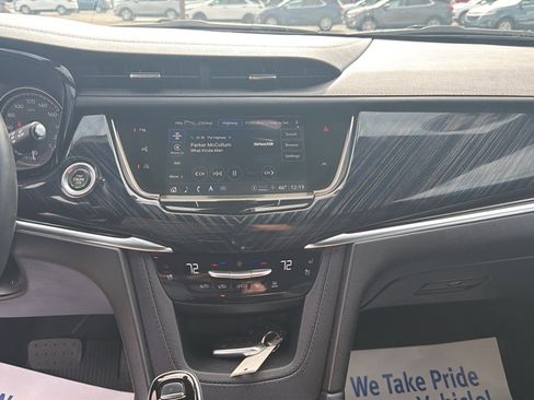 Used 2024 Cadillac XT6 Premium Luxury w/ Technology Package AWD/4WD image 11