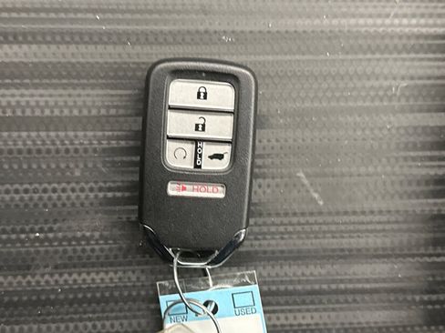 Used 2023 Honda Passport EX-L image 10