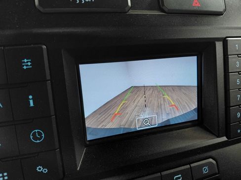 Used 2021 Ford F250 XL w/ Power Equipment Group image 3