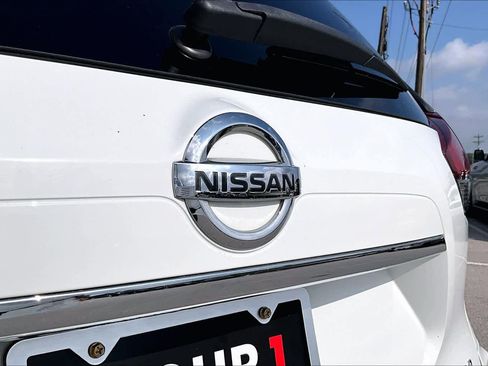 Certified 2019 Nissan Rogue SV FWD image 31