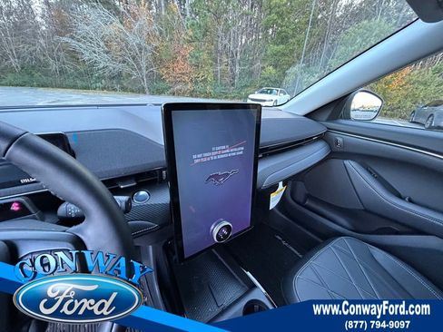 Used 2025 Ford Mustang Mach-E Select w/ Interior Protection Package image 31